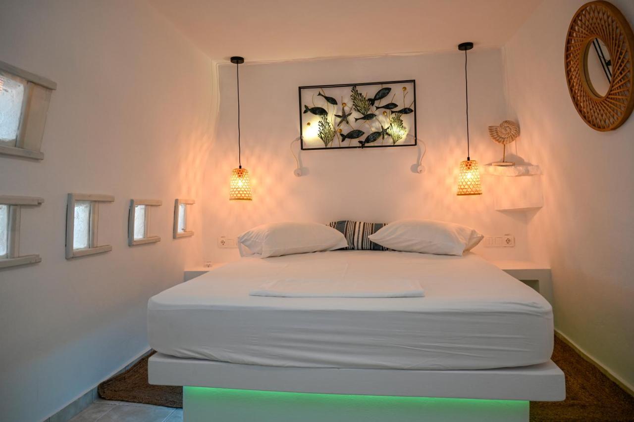 Kleris Apartments 8 Tínos 외부 사진